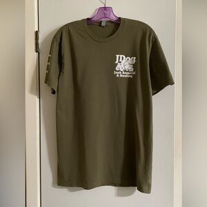 Next level apparel men’s T-shirt, green size large